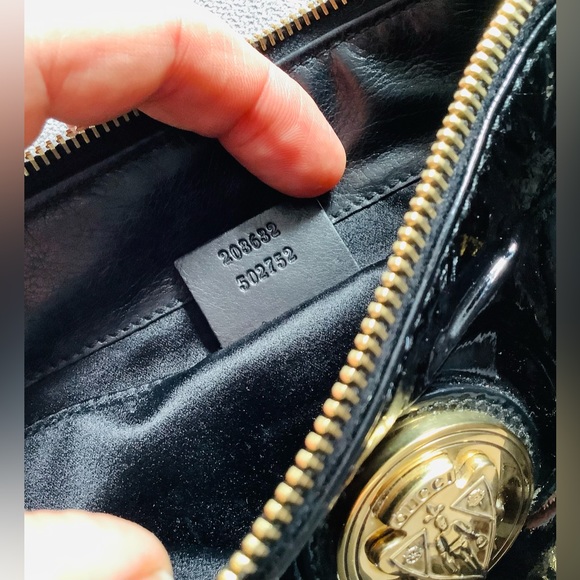 Very dressy GUCCI GO OUT clutch/ bag 🔥🔥🔥 - Picture 11 of 16